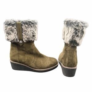 Patrizia by Spring Step Yazzie Olive Green Faux Fur Wedge Boots Size 39 US 8-8.5